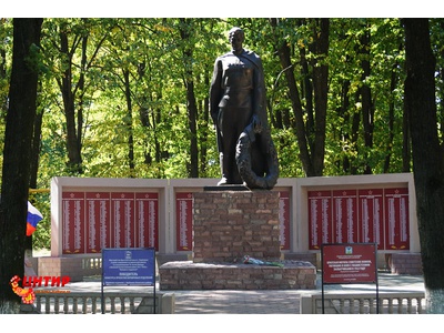 В селе Берёзовке состоялось торжественное открытие после капитального ремонта Братской могилы советских воинов, погибших в боях с фашистскими захватчи